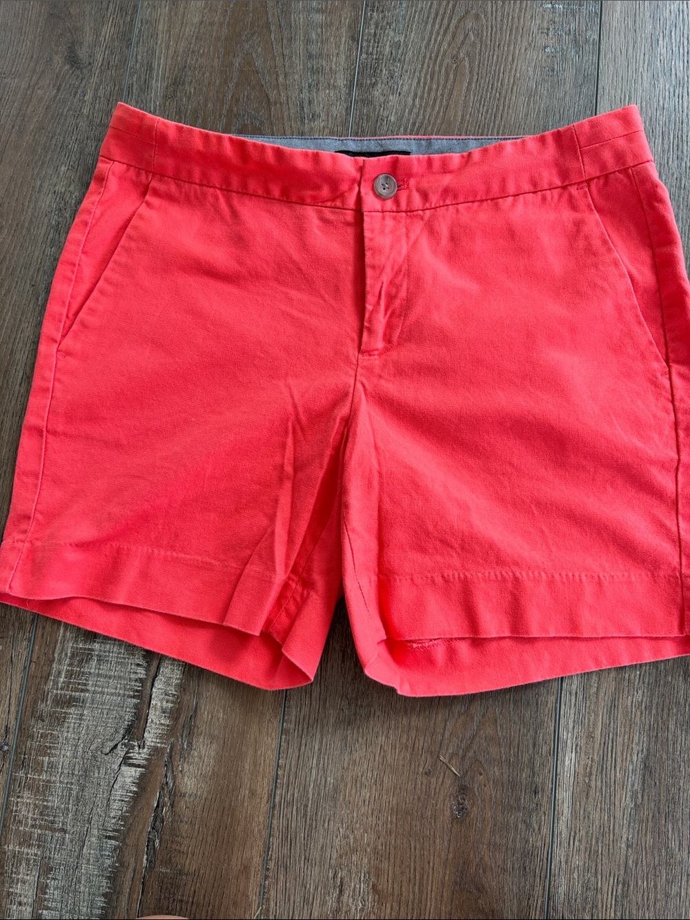 Banana Republic Coral Tailored Women's Shorts